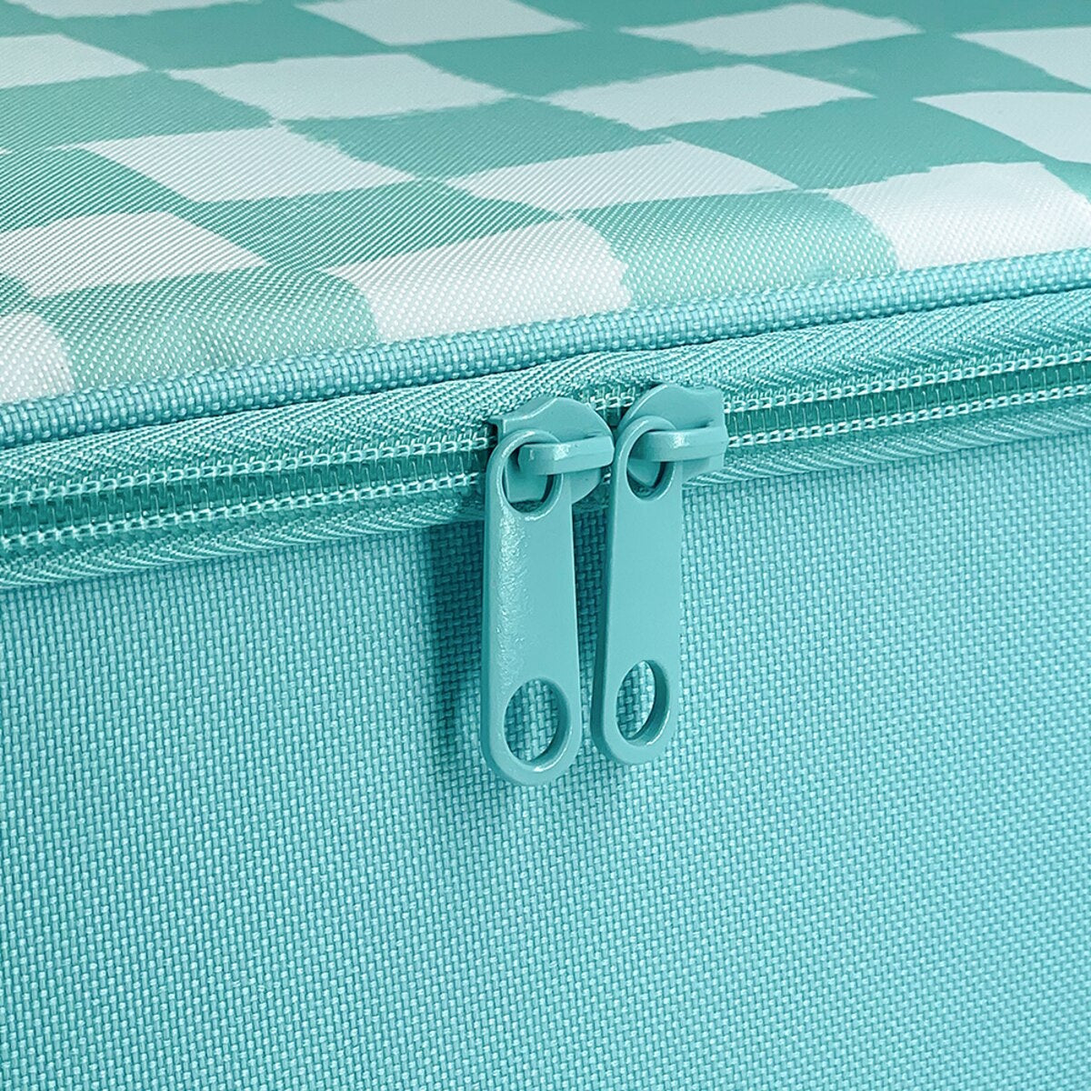 Sachi 'style 228' insulated junior XL lunch bag (Check it Out)
