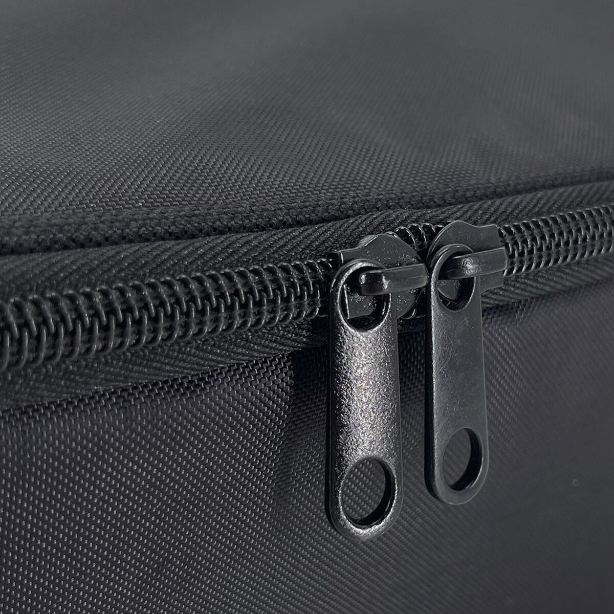Sachi style 225 Insulated Junior Lunch Bag -Black