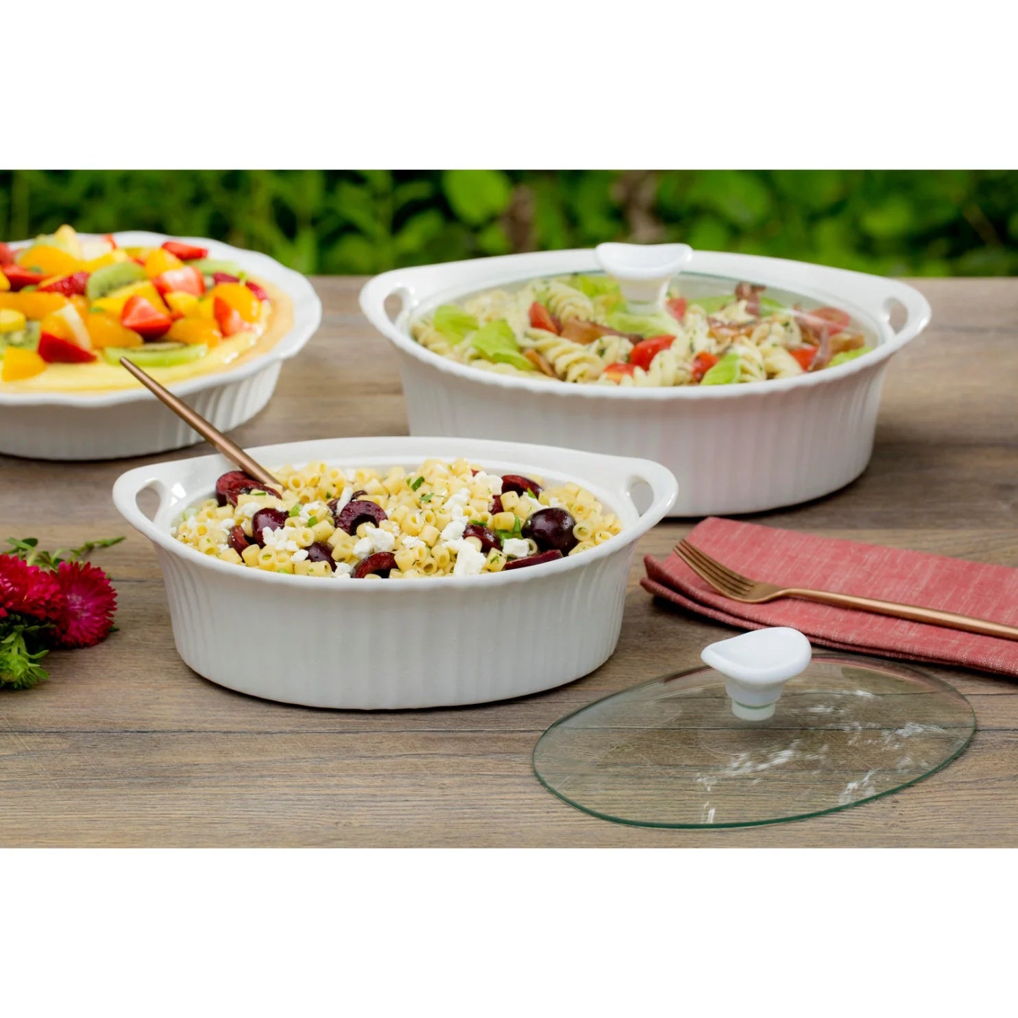 Corningware French White 1.4L Oval Covered Casserole