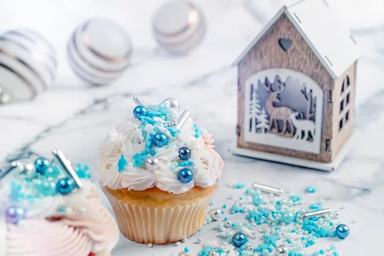 Over The Top Edible Bling Frozen Mix (Blue,White,Silver) 65g